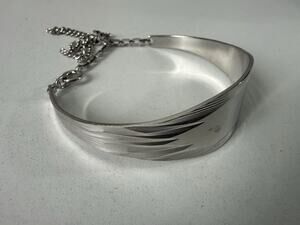 Vtg JACOBY BENDER Engravable Monogram silver tone CUFF BRACELET CHAIN TASSEL JB